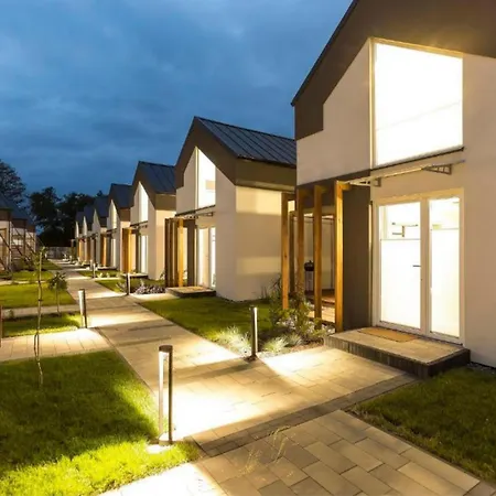 Дерев'яний котедж Baltic Park - Raj Dla Rodzin Z Dziecmi - Z 2 Sypialniami Atrakcje Dla Dzieci *